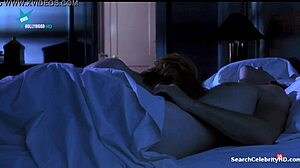 Scène de sexe de célébrité avec Jennifer Jason Leigh en 1993